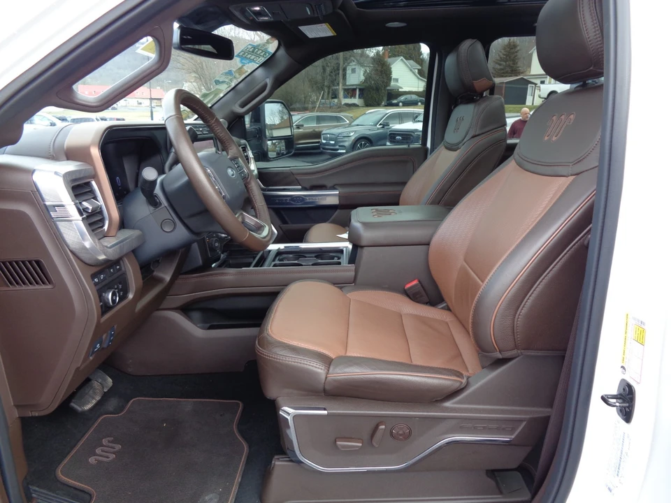 2024 Ford Super Duty 5th Gen - Image 15 of 21