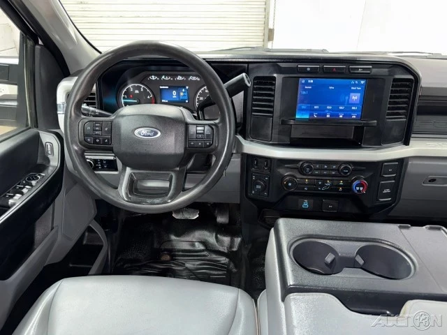 2024 Ford Super Duty 5th Gen - Image 15 of 21