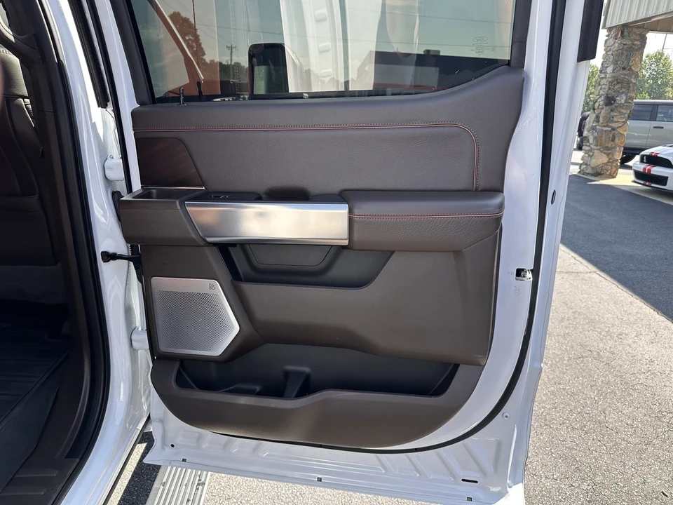 2024 Ford Super Duty 5th Gen - Image 18 of 21