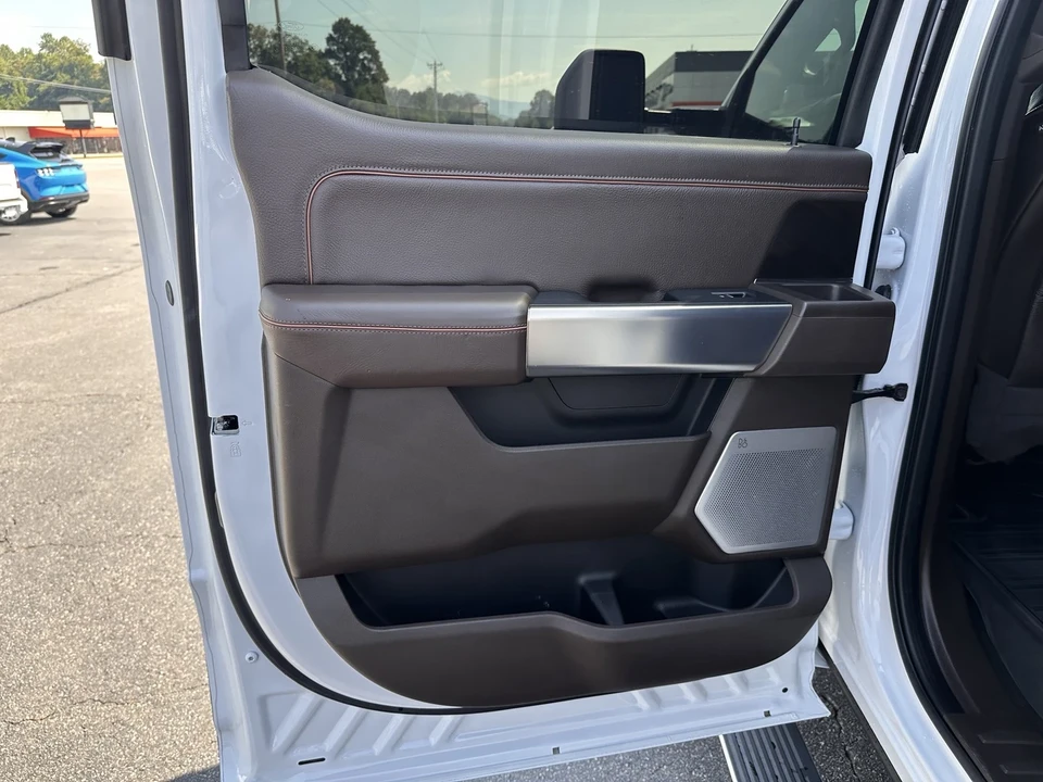 2024 Ford Super Duty 5th Gen - Image 13 of 21