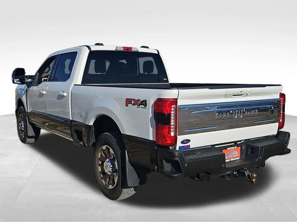 2024 Ford Super Duty 5th Gen - Image 15 of 21