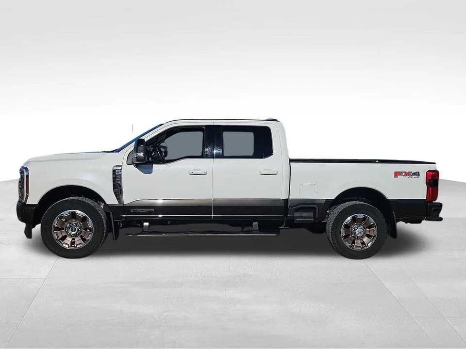 2024 Ford Super Duty 5th Gen - Image 16 of 21