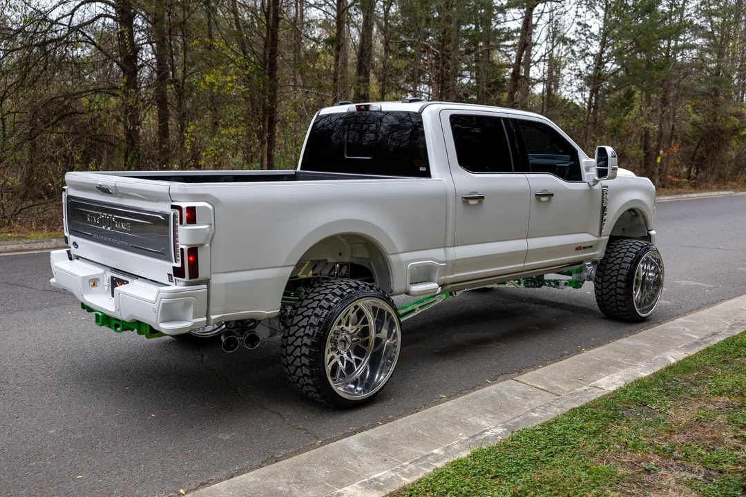2024 Ford Super Duty 4th Gen - Image 10 of 21