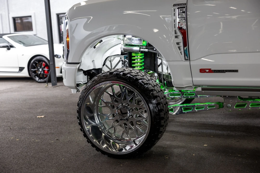 2024 Ford Super Duty 4th Gen - Image 16 of 21