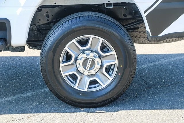 2024 Ford Super Duty 5th Gen - Image 11 of 12