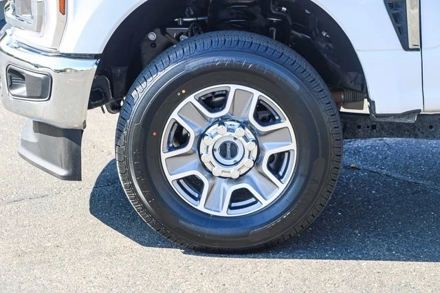 2024 Ford Super Duty 5th Gen - Image 9 of 12