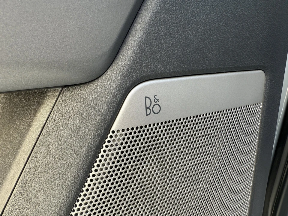 2024 Ford Super Duty 5th Gen - Image 15 of 21