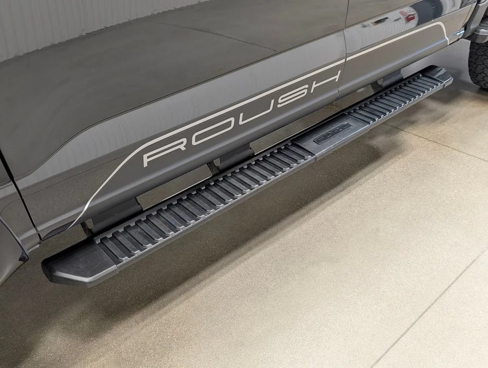 2024 Ford Super Duty 5th Gen - Image 24 of 31