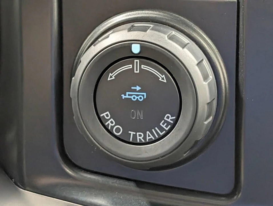 2024 Ford Super Duty 5th Gen - Image 6 of 31