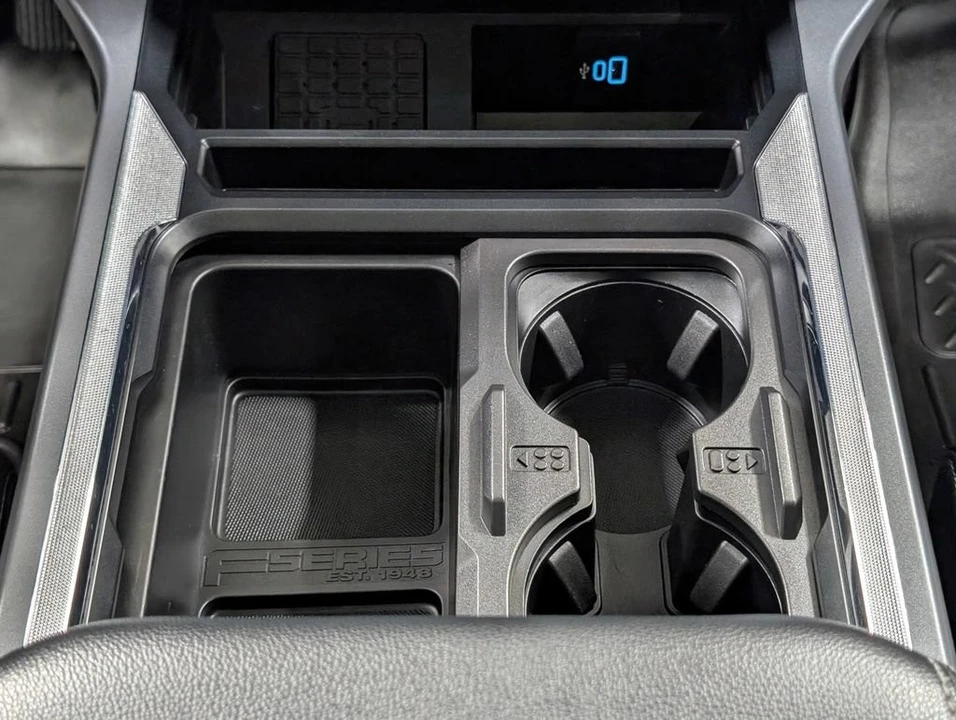 2024 Ford Super Duty 5th Gen - Image 9 of 31