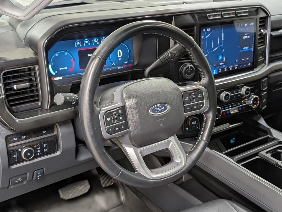 2024 Ford Super Duty 5th Gen - Image 13 of 31