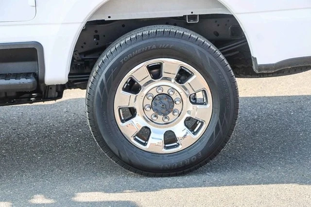2024 Ford Super Duty 5th Gen - Image 10 of 12