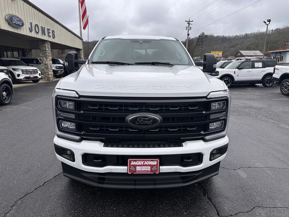 2024 Ford Super Duty 5th Gen - Image 3 of 12