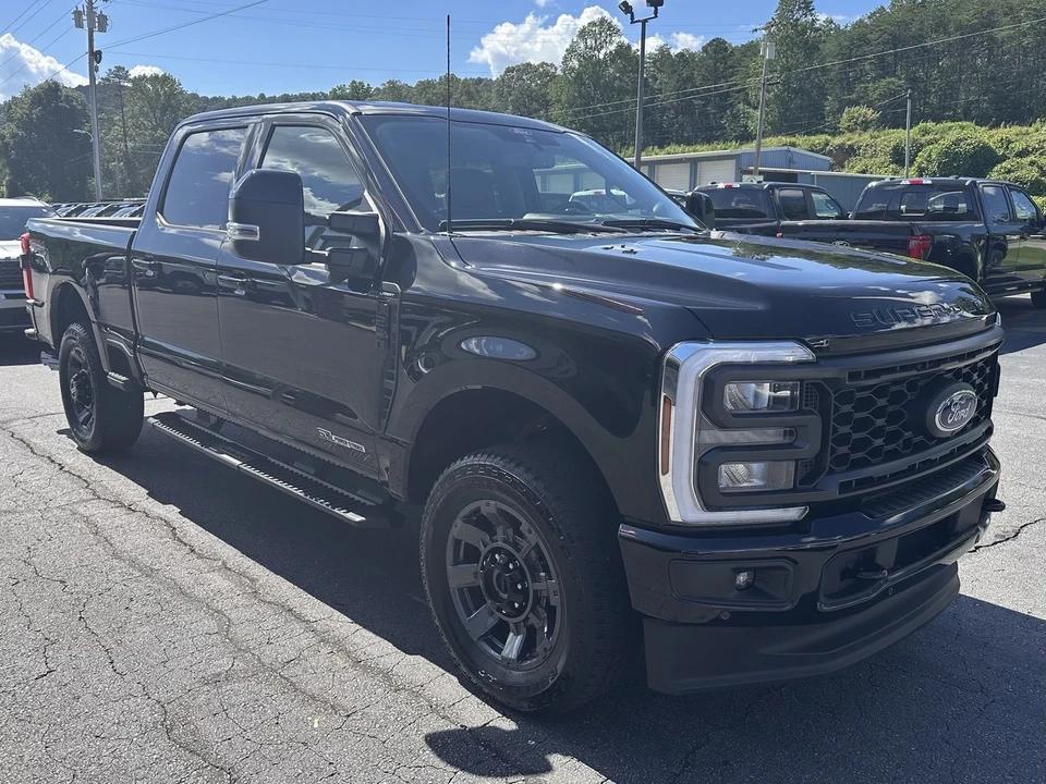 2024 Ford Super Duty 5th Gen - Image 4 of 21