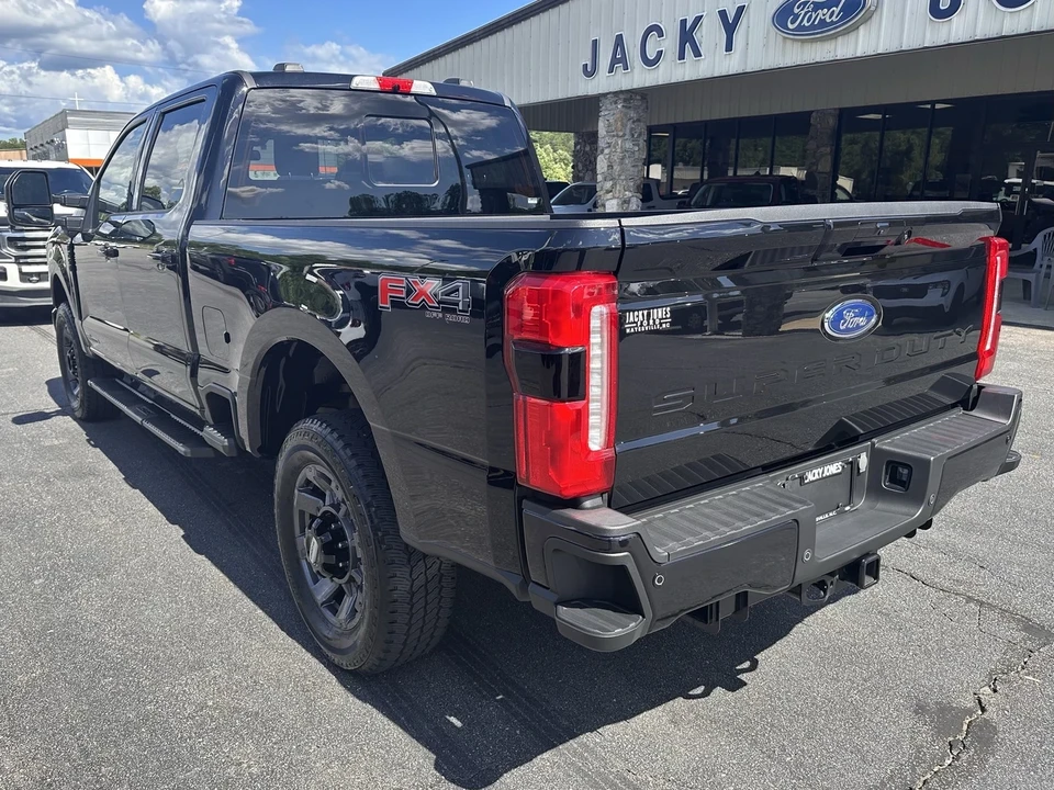 2024 Ford Super Duty 5th Gen - Image 8 of 21