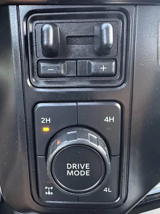 2024 Ford Super Duty 5th Gen - Image 19 of 21