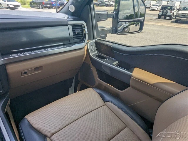 2024 Ford Super Duty 5th Gen - Image 19 of 21