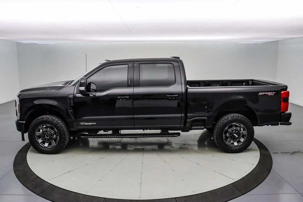 2024 Ford Super Duty 5th Gen - Image 9 of 21
