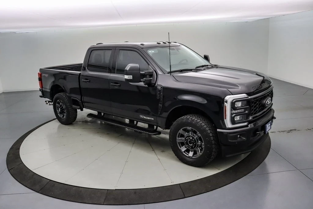 2024 Ford Super Duty 5th Gen - Image 2 of 21