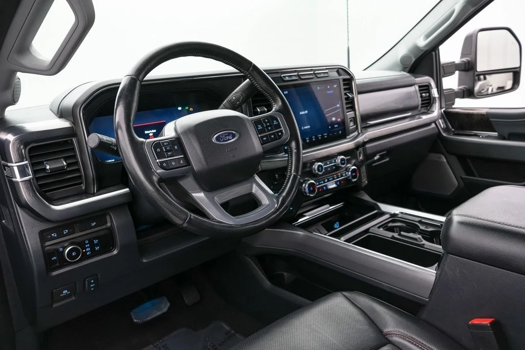 2024 Ford Super Duty 5th Gen - Image 14 of 21