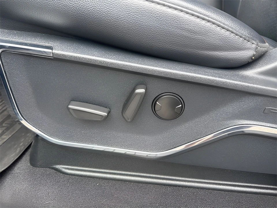 2024 Ford Super Duty 5th Gen - Image 10 of 12