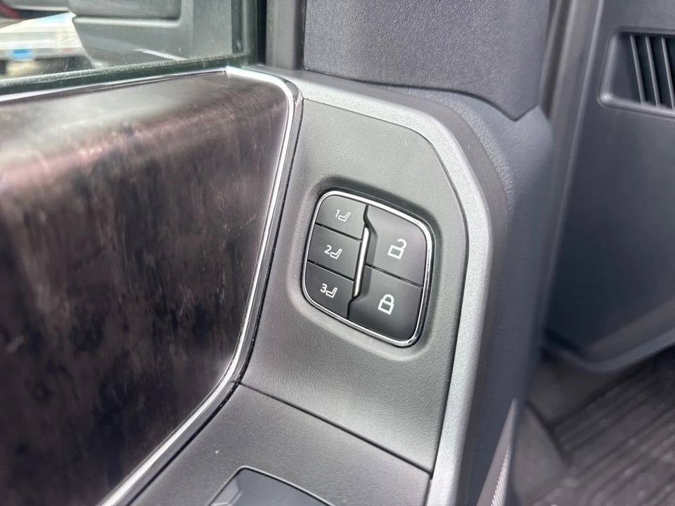 2024 Ford Super Duty 5th Gen - Image 11 of 12