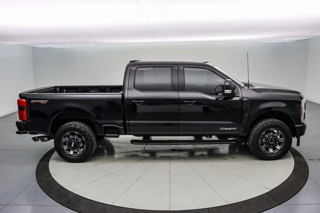 2024 Ford Super Duty 5th Gen - Image 4 of 21