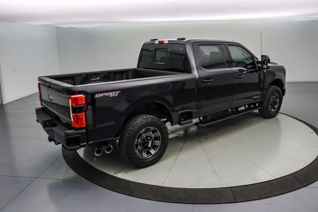 2024 Ford Super Duty 5th Gen - Image 5 of 21