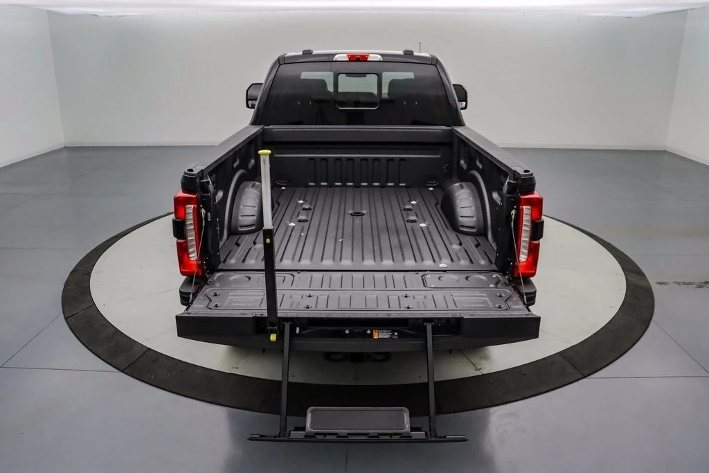 2024 Ford Super Duty 5th Gen - Image 7 of 21