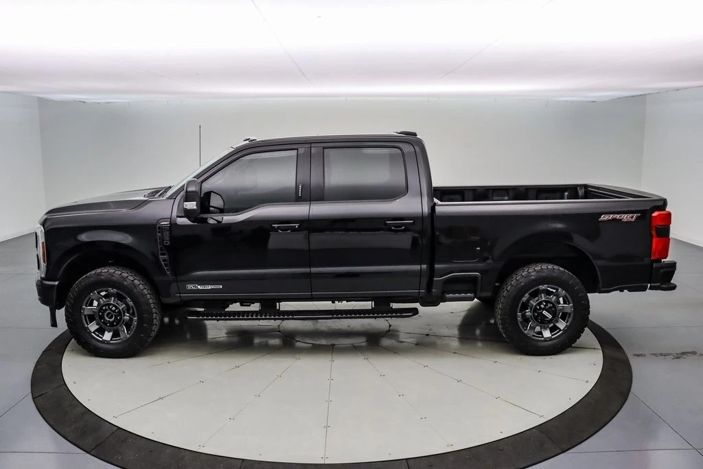 2024 Ford Super Duty 5th Gen - Image 9 of 21