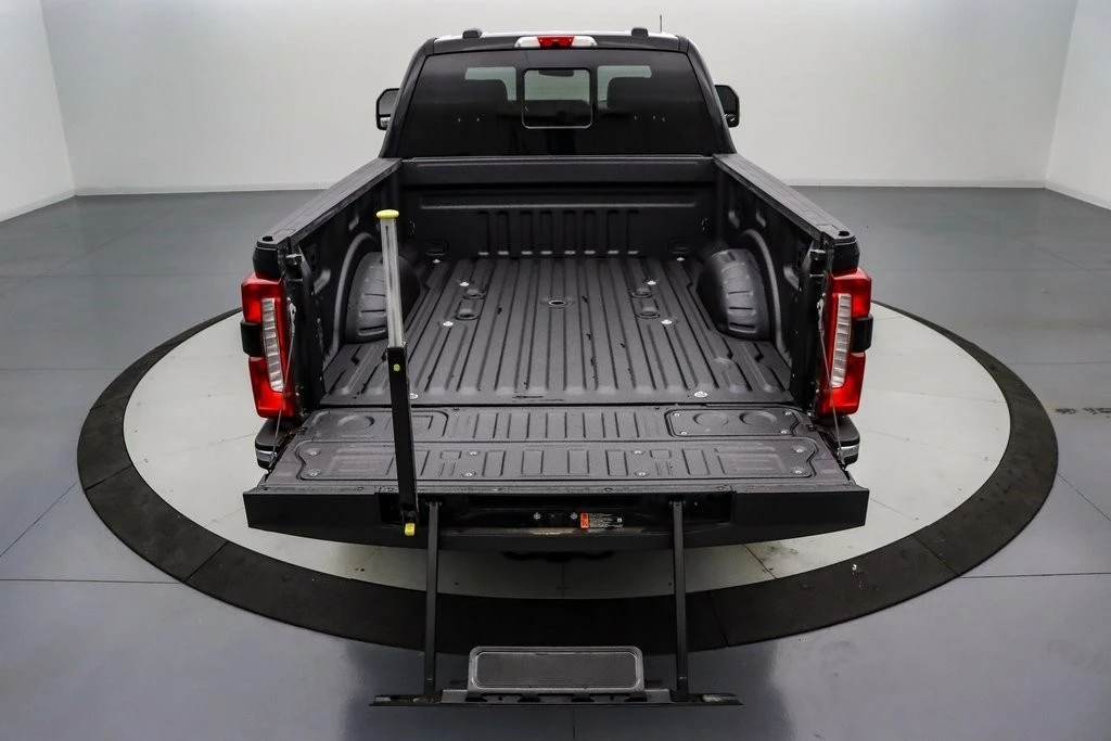 2024 Ford Super Duty 5th Gen - Image 7 of 21