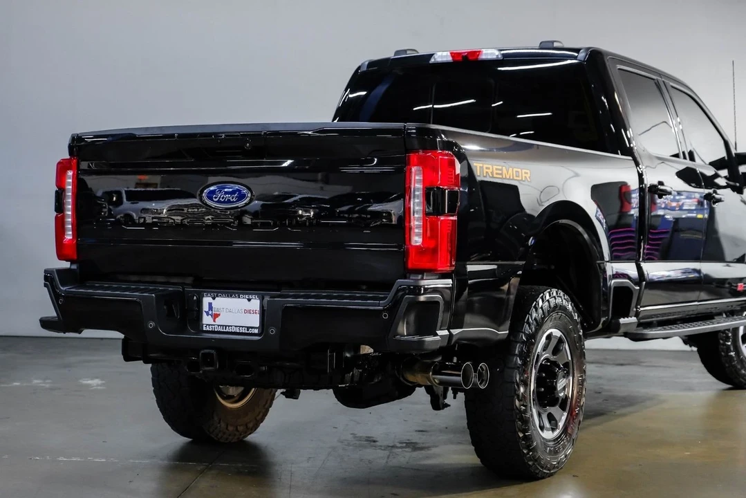 2024 Ford Super Duty 5th Gen - Image 13 of 21