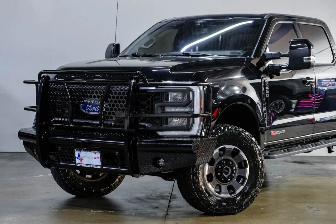 2024 Ford Super Duty 5th Gen - Image 9 of 12