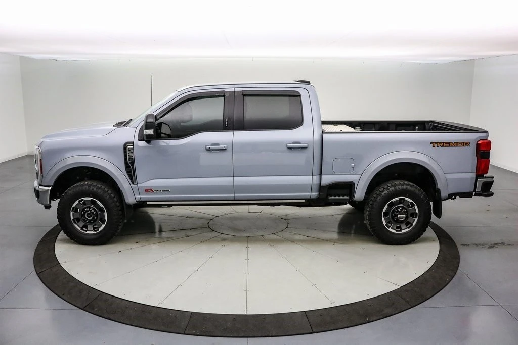 2024 Ford Super Duty 5th Gen - Image 12 of 21