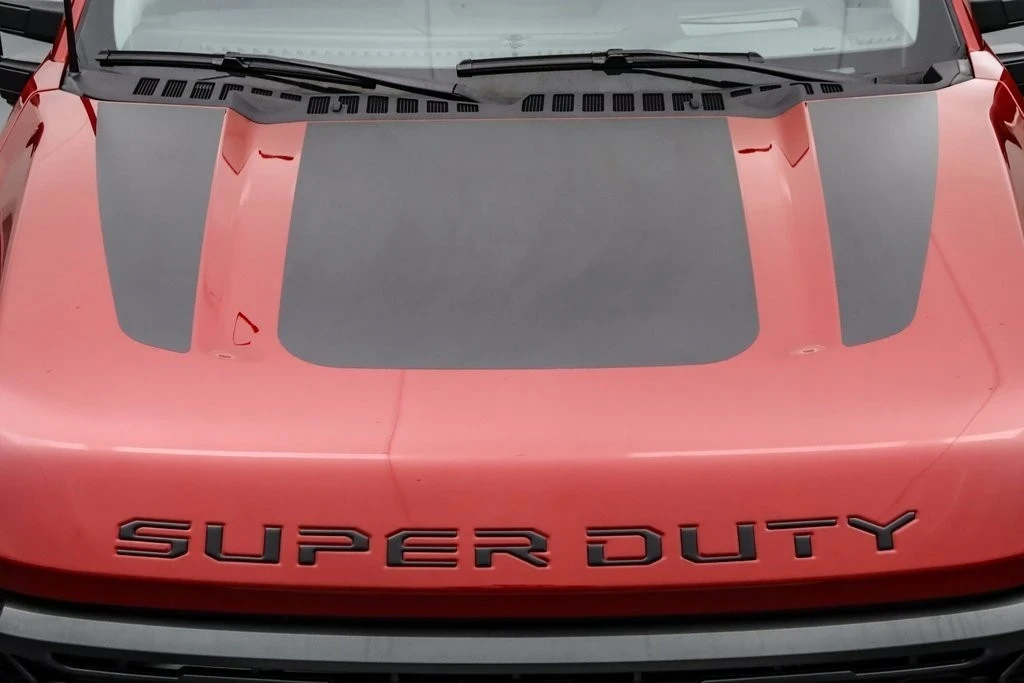 2024 Ford Super Duty 5th Gen - Image 14 of 21