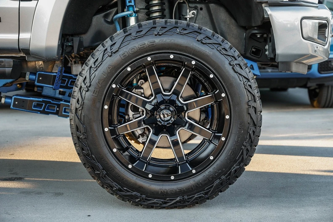 2024 Ford Super Duty 5th Gen - Image 9 of 12
