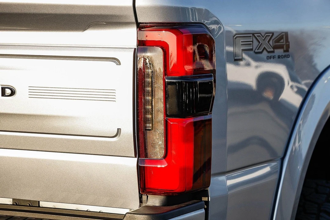 2024 Ford Super Duty 5th Gen - Image 8 of 12