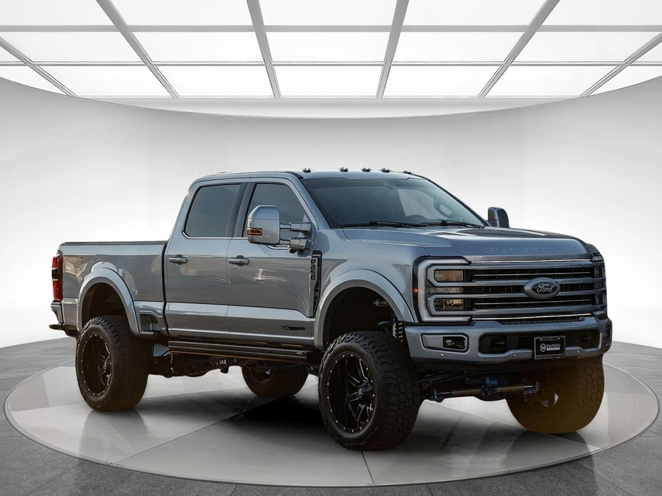 2024 Ford Super Duty 5th Gen - Image 5 of 12
