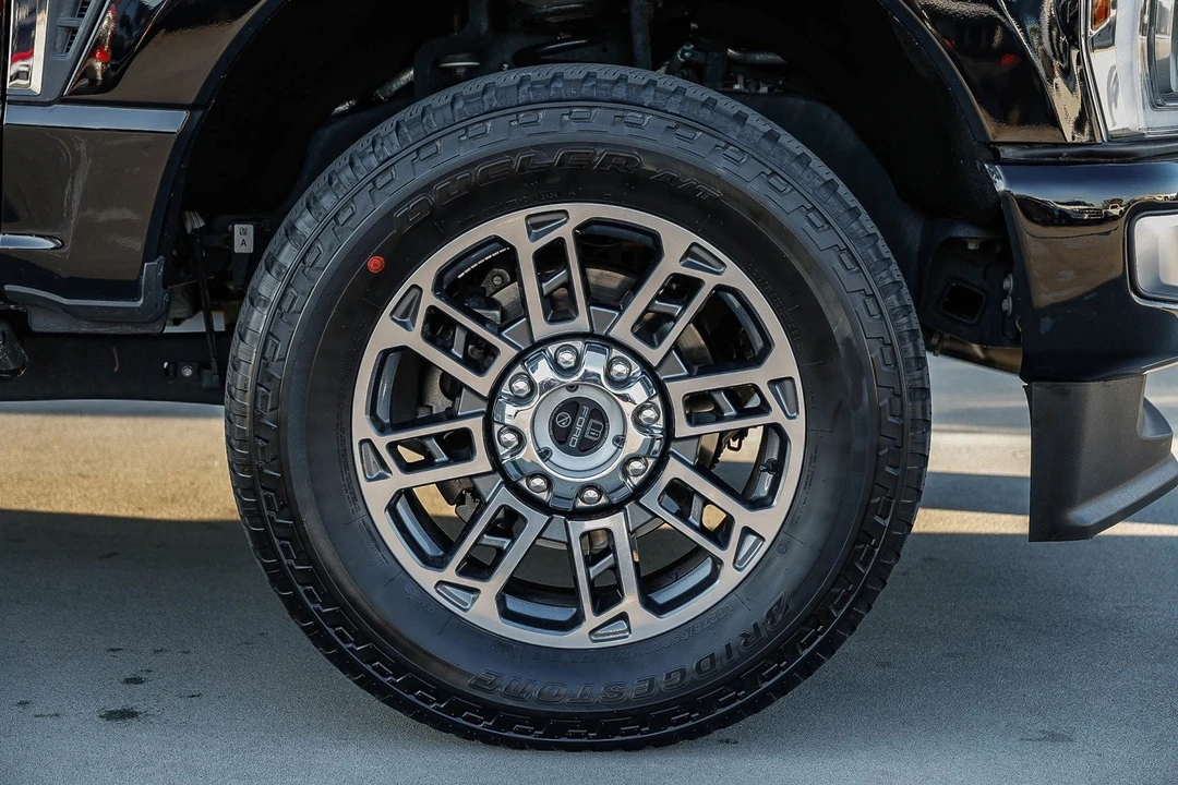 2024 Ford Super Duty 5th Gen - Image 9 of 12