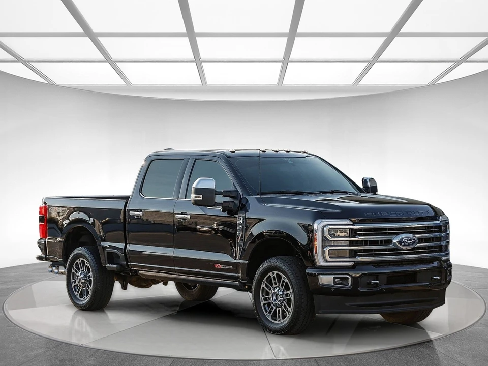 2024 Ford Super Duty 5th Gen - Image 5 of 12