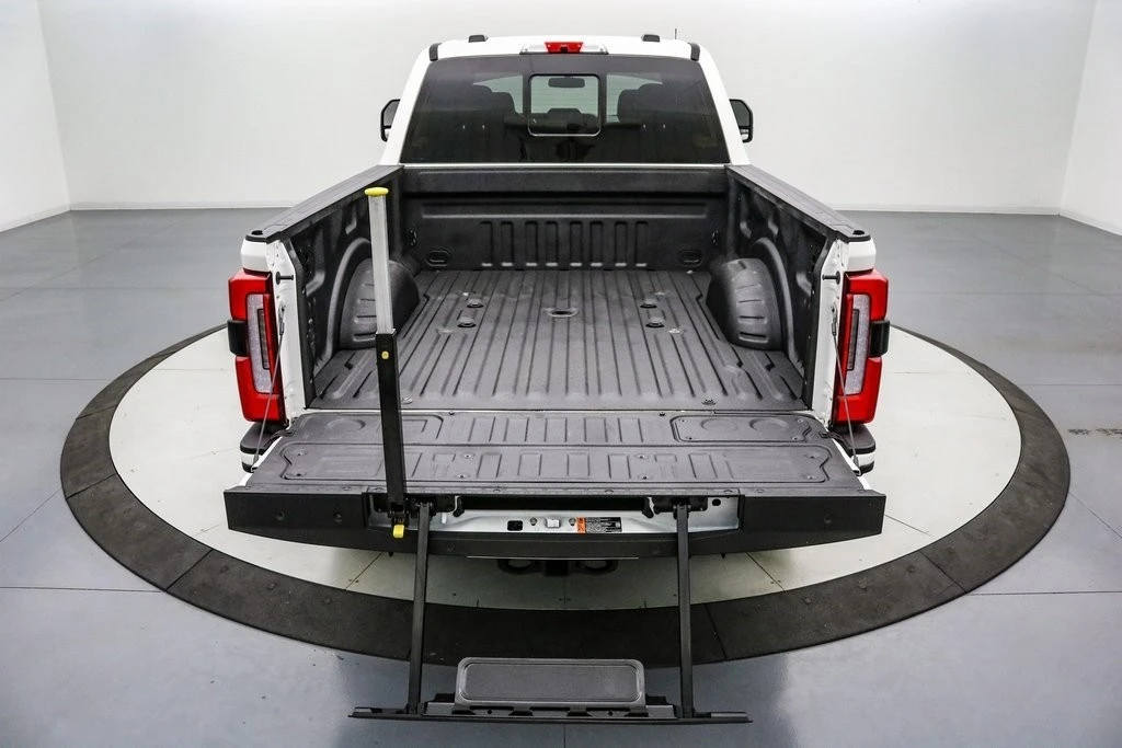 2024 Ford Super Duty 5th Gen - Image 7 of 21