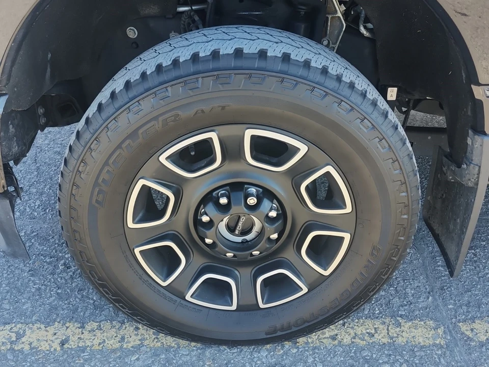 2024 Ford Super Duty 5th Gen - Image 13 of 15