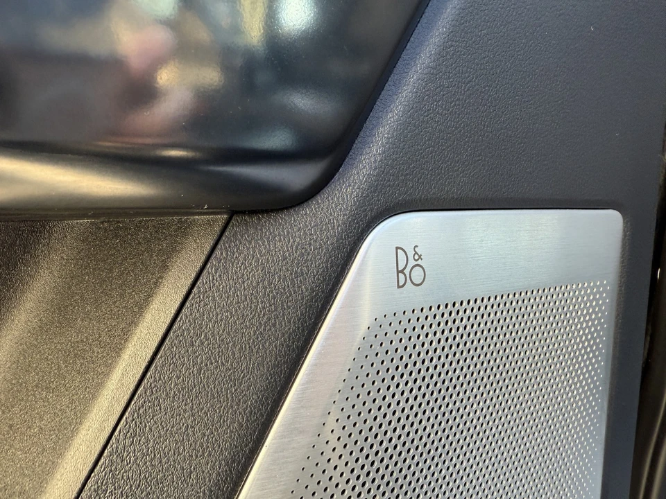 2024 Ford Super Duty 5th Gen - Image 15 of 21