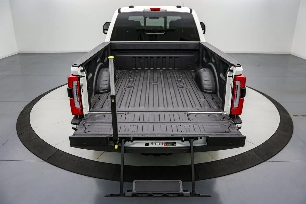 2024 Ford Super Duty 5th Gen - Image 7 of 21