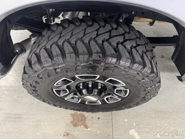 2024 Ford Super Duty 5th Gen - Image 4 of 15