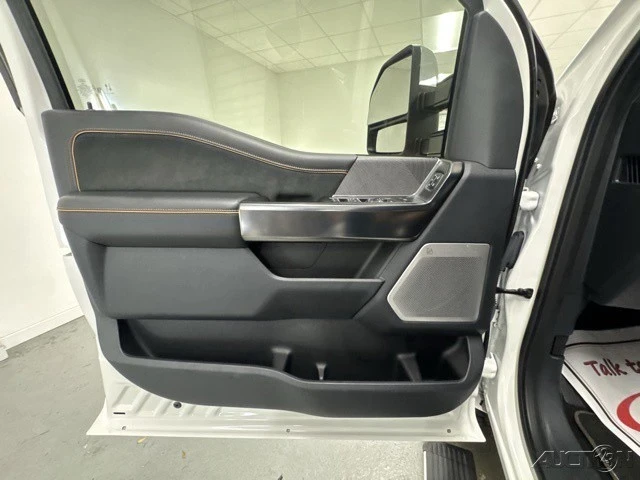 2024 Ford Super Duty 5th Gen - Image 13 of 18