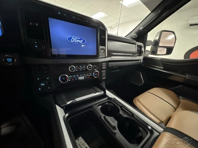 2024 Ford Super Duty 5th Gen - Image 16 of 18
