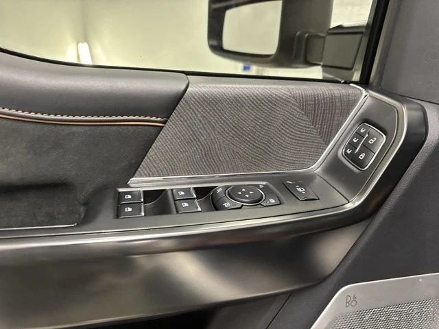 2024 Ford Super Duty 5th Gen - Image 14 of 18