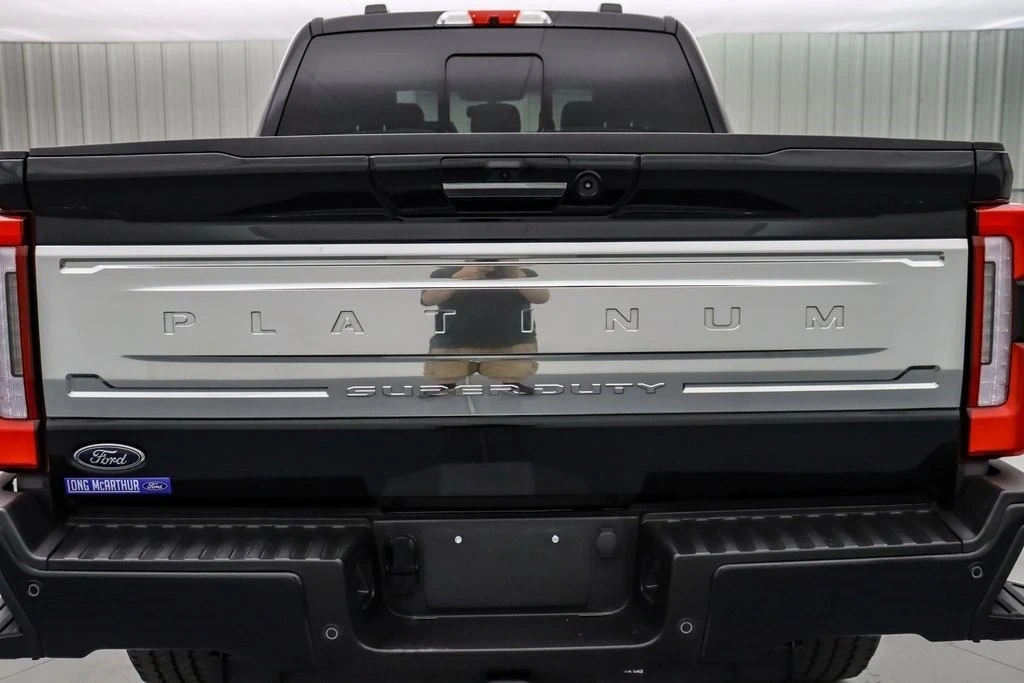 2024 Ford Super Duty 5th Gen - Image 14 of 21