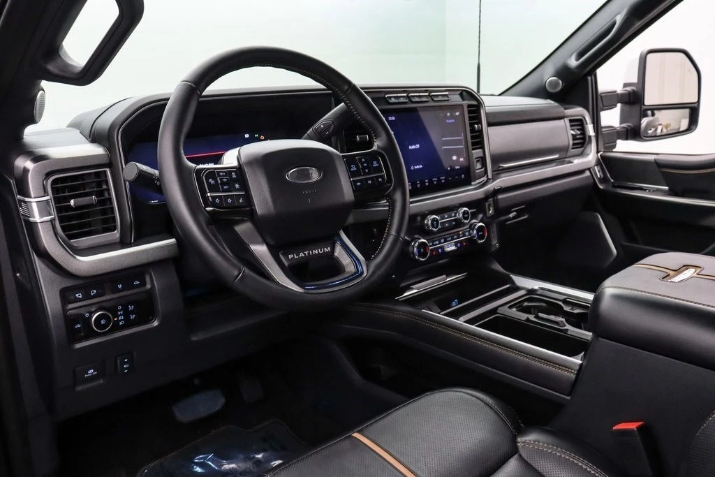 2024 Ford Super Duty 5th Gen - Image 17 of 21